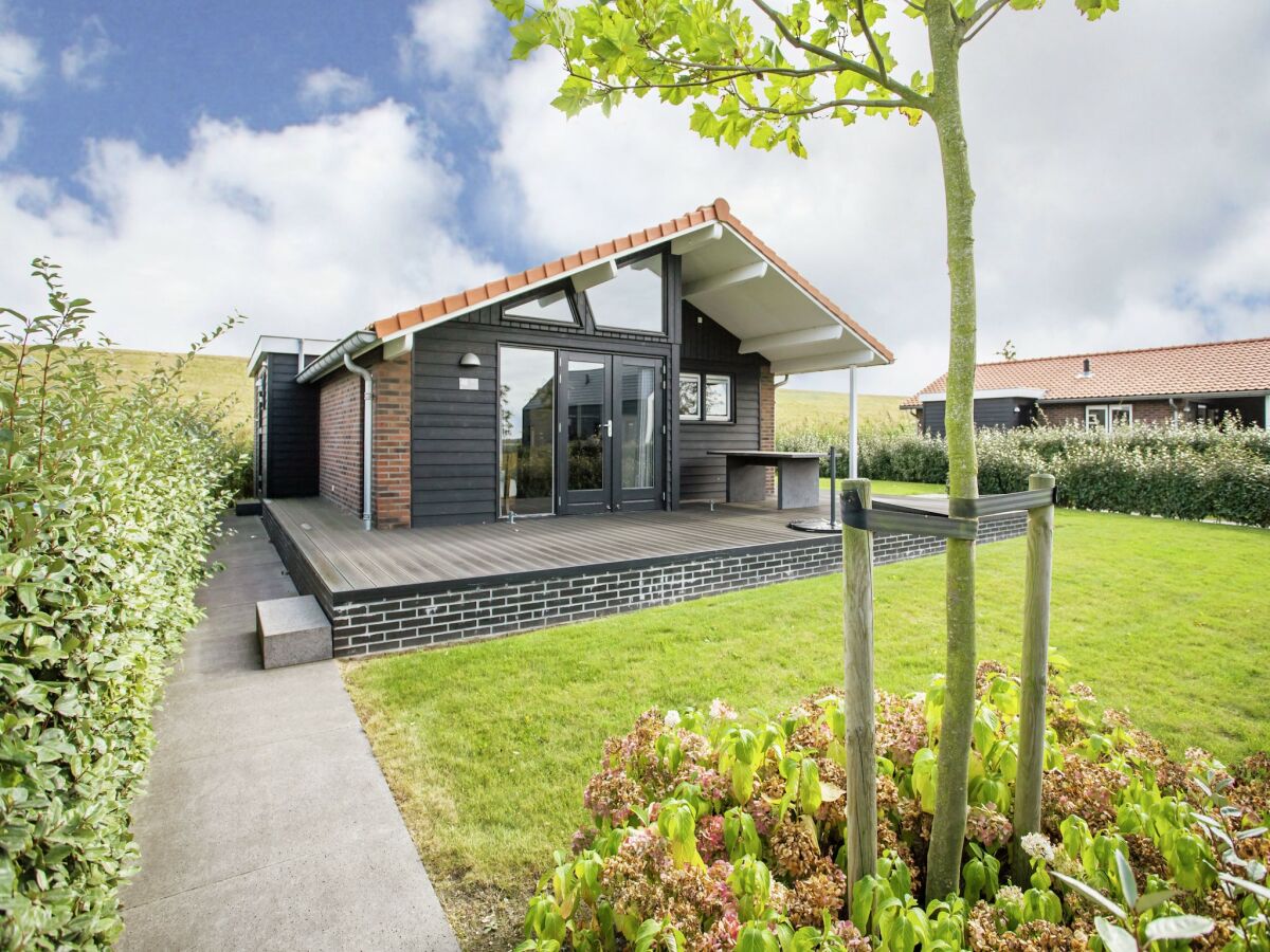 Holiday house Terrassenwohnung in Kattendijke - Outdoor photo 4