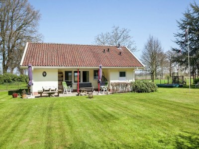 Holiday house Family residence with large garden - Outdoor photo 10