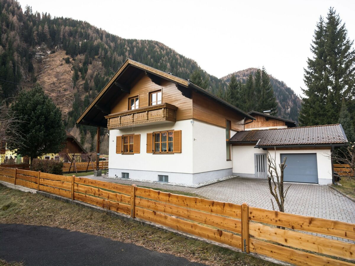 Holiday house Holiday Home in Rennweg near Ski Slopes