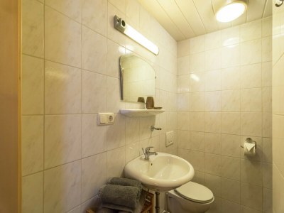 Apartment Apartment in Kaltenbach near Ski Lift - Features photo 19