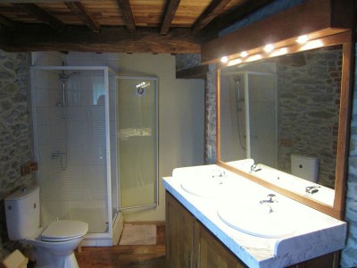 Holiday house Riverside Retreat Viroinval - Features photo 16