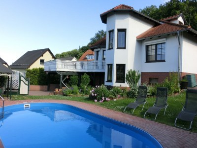 Villa Gruppen-Hideaway mit Pool in Northern Harz - Villa