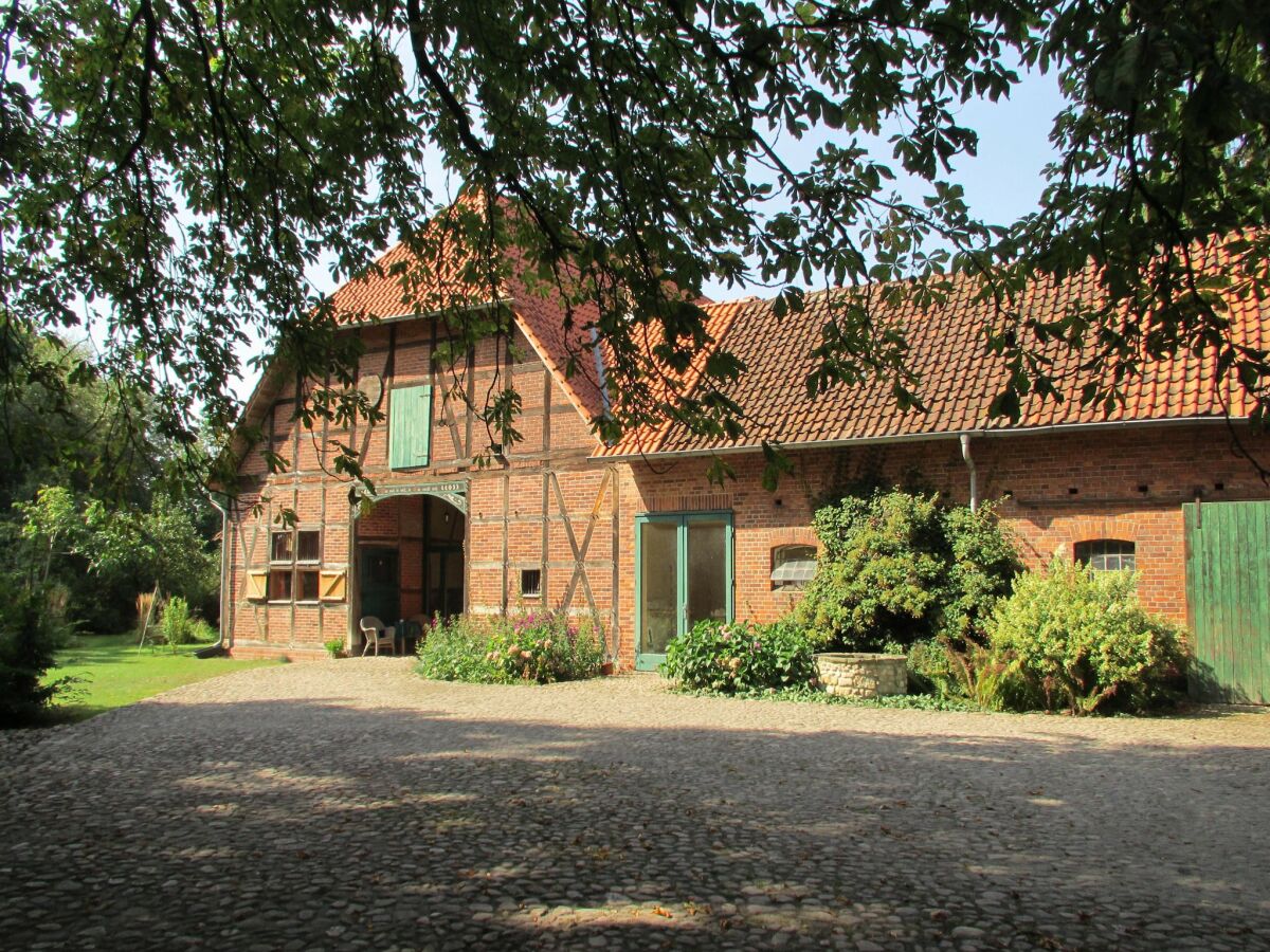 Farmhouse Geräumiges Apartment mit Garten