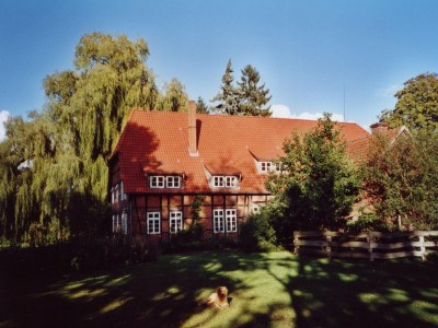 Farmhouse Geräumiges Apartment mit Garten - Outdoor photo 2