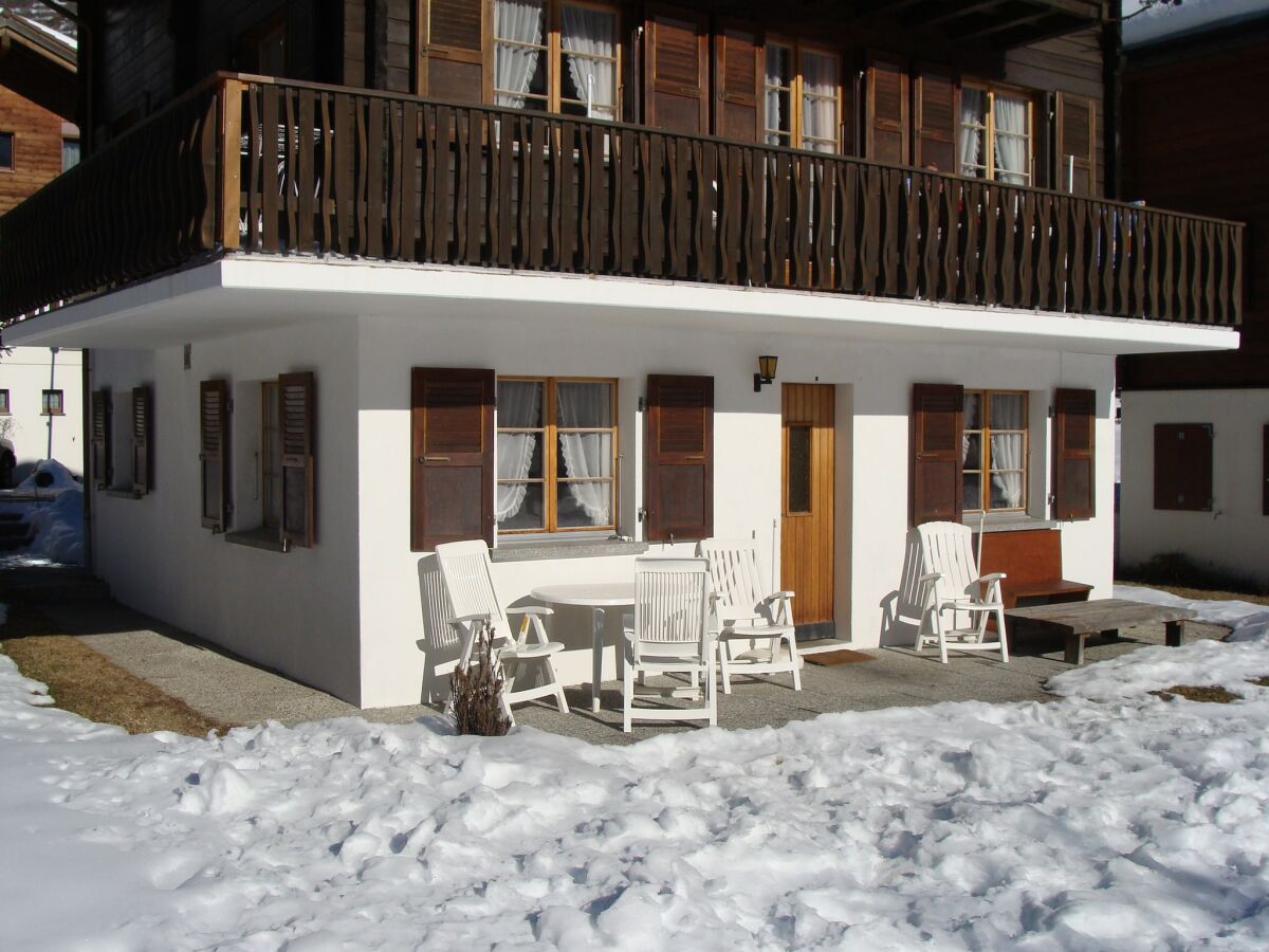 Apartment Apartment in Fieschertal with Swiss Alps Views - Outdoor photo 2