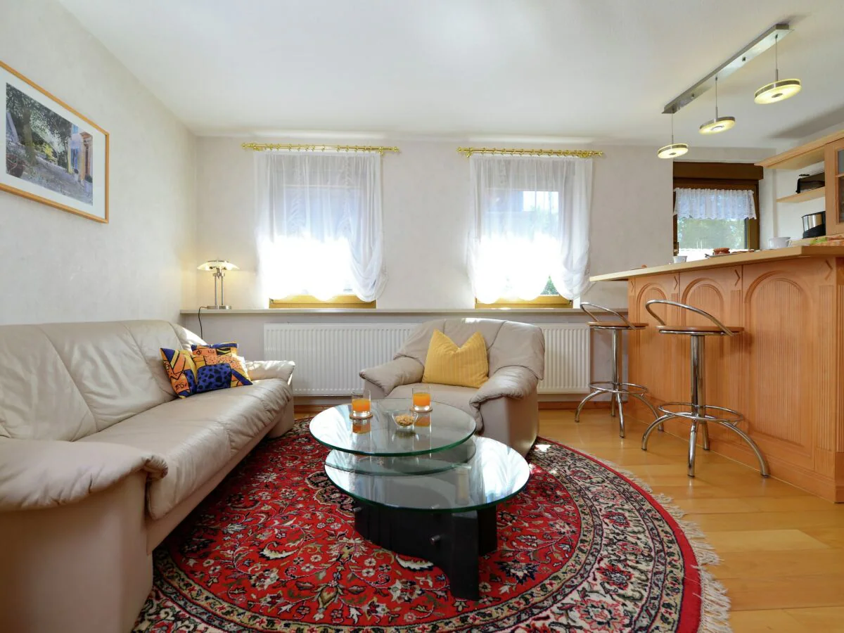 Apartment Wohnung mit Garten in Eimelrod