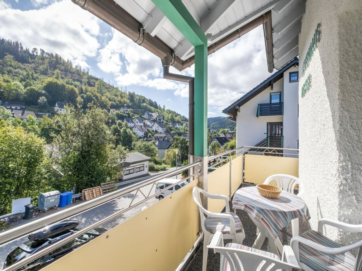 Apartment Moderne Ferienwohnung am Wald in Schwalefeld - Outdoor photo 2