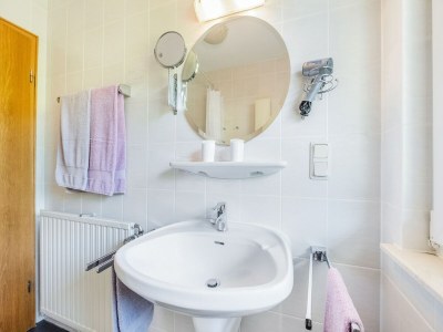 Apartment Ruhiges Apartment in Schwalefeld mit Garten - Features photo 14