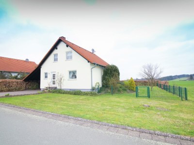 Holiday house Ferienhaus in Hessen mit großem Garten - Outdoor photo 2
