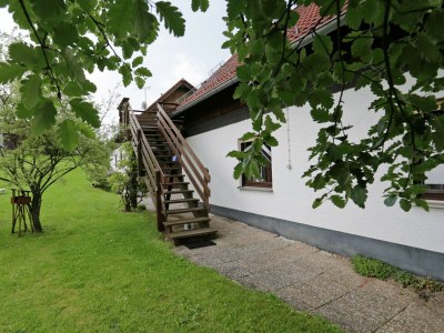 Apartment Apartment in Armsfeld mit Pool - Outdoor photo 8