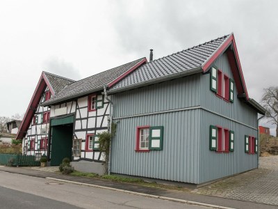 Apartment Modernes Apartment mit Parkplatz in der Eifel - Outdoor photo 3