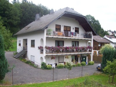 Cottage Erdgeschosswohnung in ruhiger Lage in Volcanic Eifel - Cottage