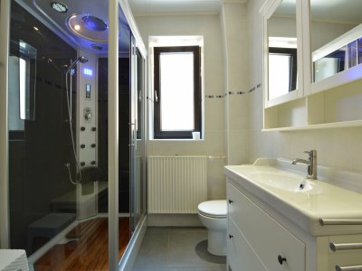 Apartment Attractive Apartment in Zell near River - Features photo 27