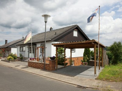 Apartment Malerisches Ferienhaus in Reil in Middle Moselle - Apartment