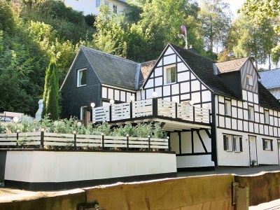 Apartment Ferienhaus in Oberkirchen nahe Skilift - Outdoor photo 8