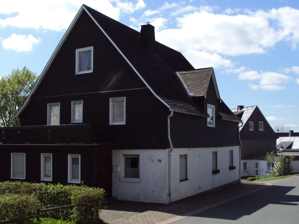 Holiday house Ferienhaus in Winterberg- Atlastenberg - Outdoor photo 4