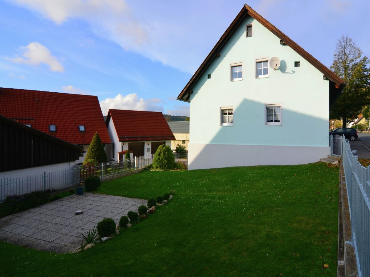 Holiday house Schönes Ferienhaus mit großem Garten bei Stadlern - Outdoor photo 2