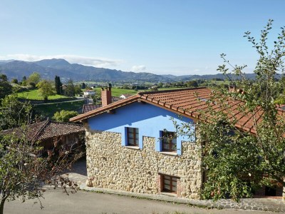 Holiday house Cozy Cottage with Pool & Terrace - Outdoor photo 12