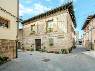 Cottage Mansion in Salinillas with Private Pool - Cottage