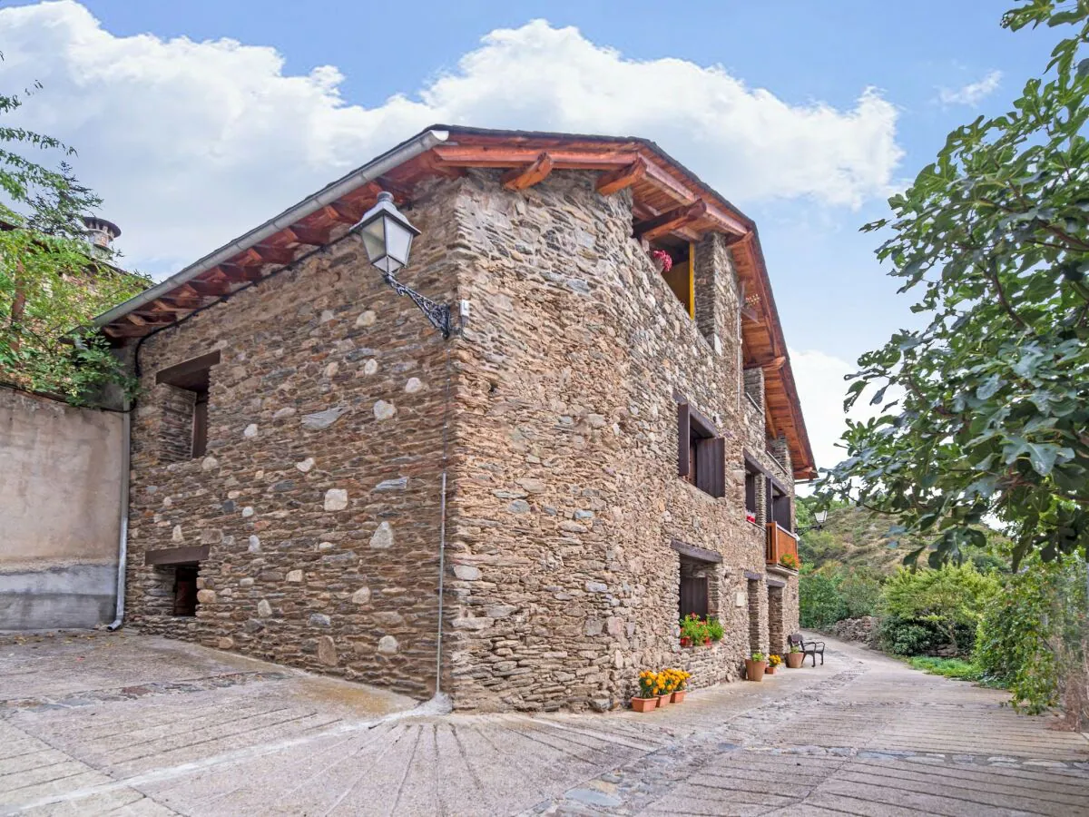 Apartment Apartment in Isavarre near Pyrenees Mountains