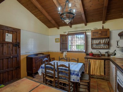 Holiday house Spacious Cottage with Pool - Features photo 19