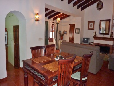 Holiday house Family Stay with Private Pool - Features photo 25