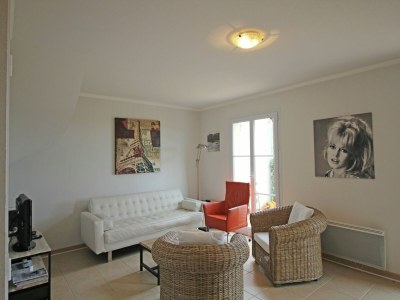 Holiday house Familienfreundliche Villa mit Pool - Features photo 25