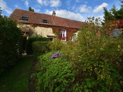 Holiday house Charming Gîte in France for a Private Getaway - Outdoor photo 5