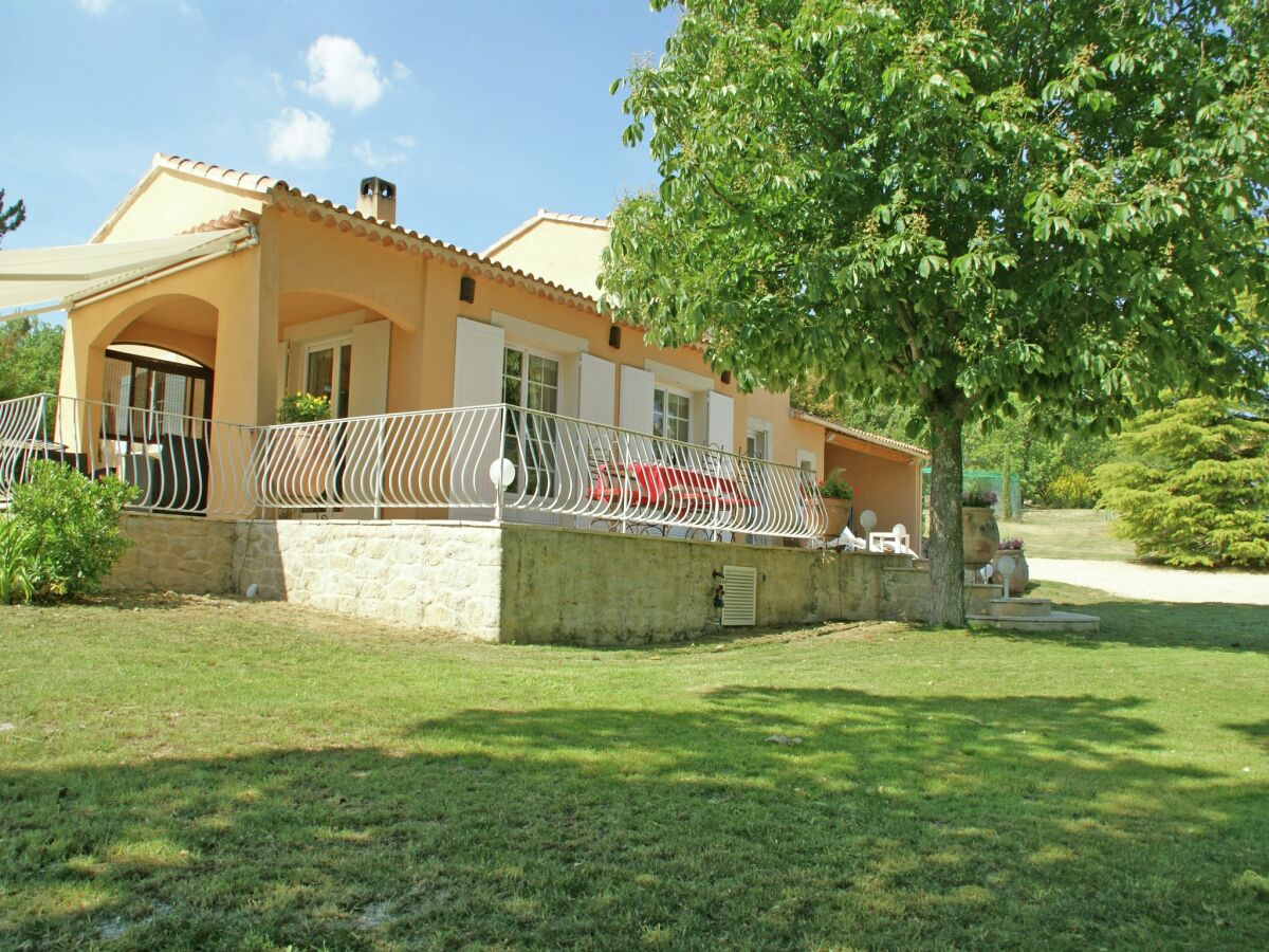 Villa Villa in Reillanne with Private Pool