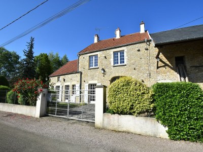 Holiday house Holiday Home Vault-de-Lugny near Forest in Vault-de-Lugny - Holiday house