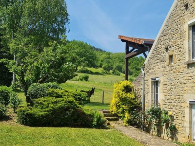 Holiday house Holiday Home Vault-de-Lugny near Forest - Outdoor photo 10
