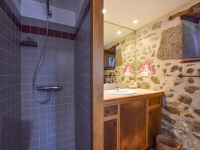 Cottage Hilltop Haven in Parlan - Features photo 32
