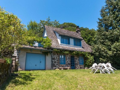 Holiday house Vic-sur-Cère Family Nest - Outdoor photo 2