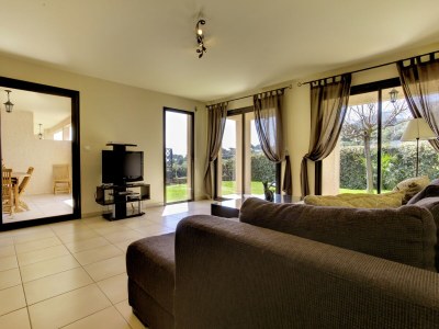 Villa Moderne Villa in Coggia mit Balkon - Features photo 13