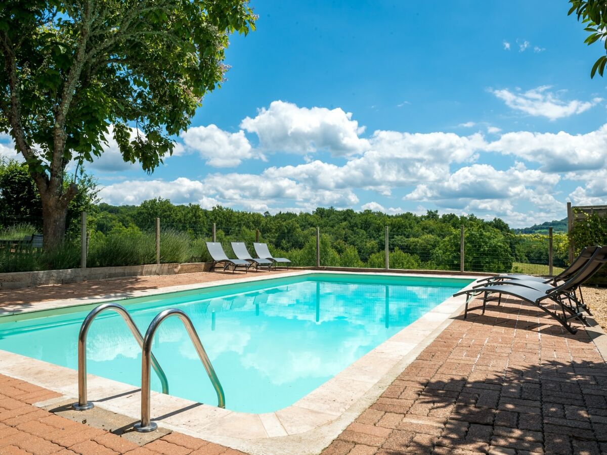 Holiday house Tranquil holiday home with private pool - Outdoor photo 3