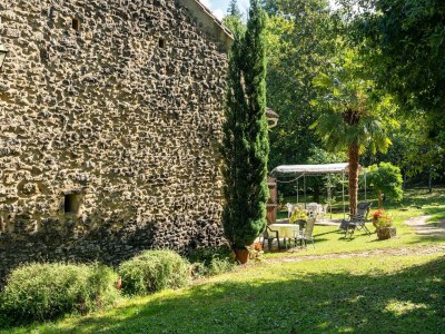 Holiday house Cosy holiday home with garden - Outdoor photo 13