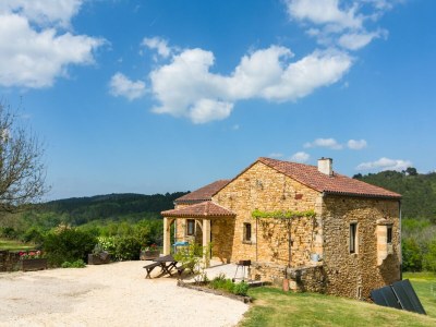Holiday house Mazeyrolles Waldflucht - Outdoor photo 8