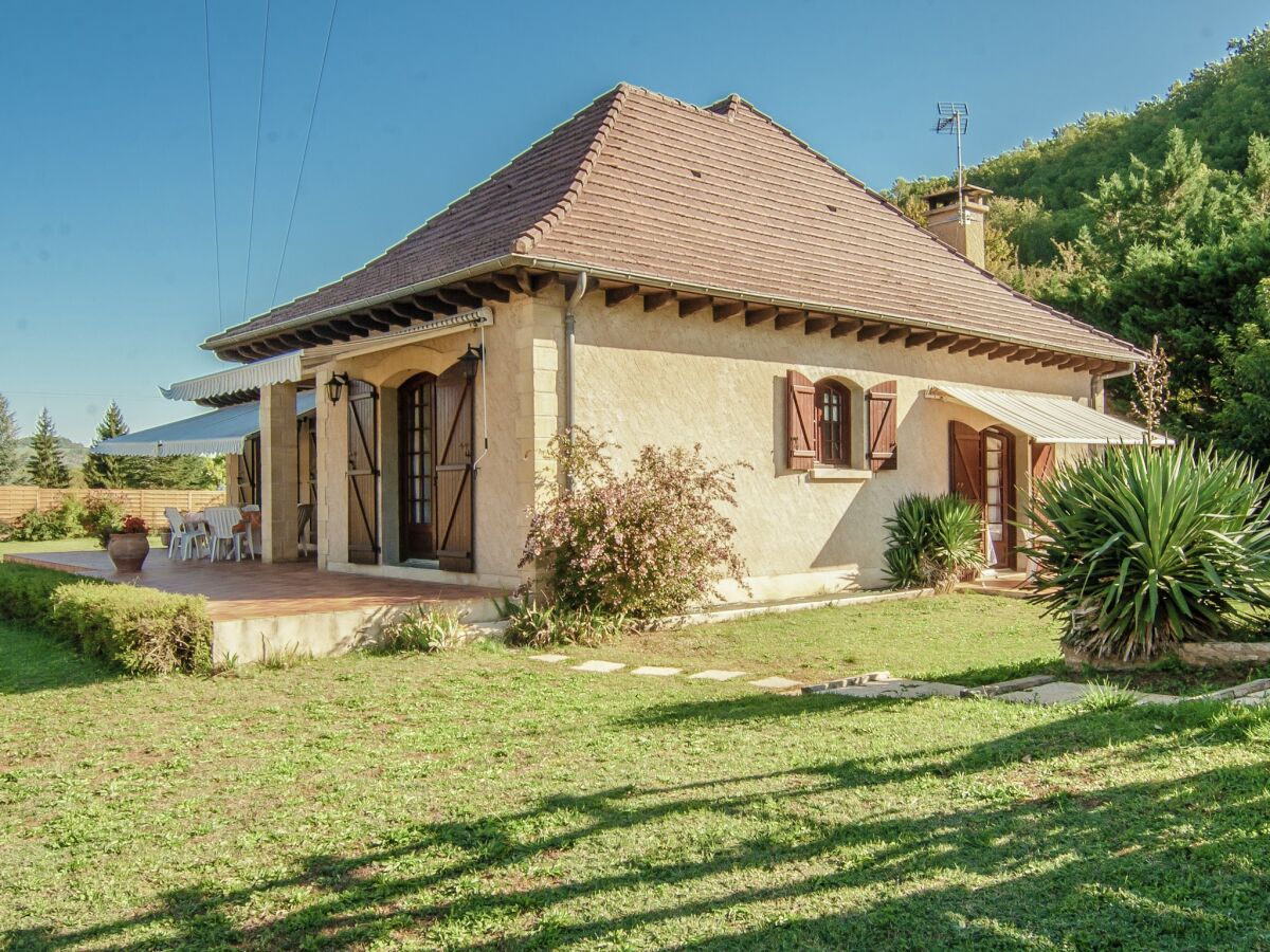 Villa Charme am Flussufer im Périgord Noir