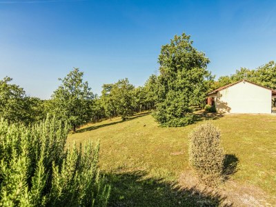 Holiday house Holiday home with swimming pool - Outdoor photo 3