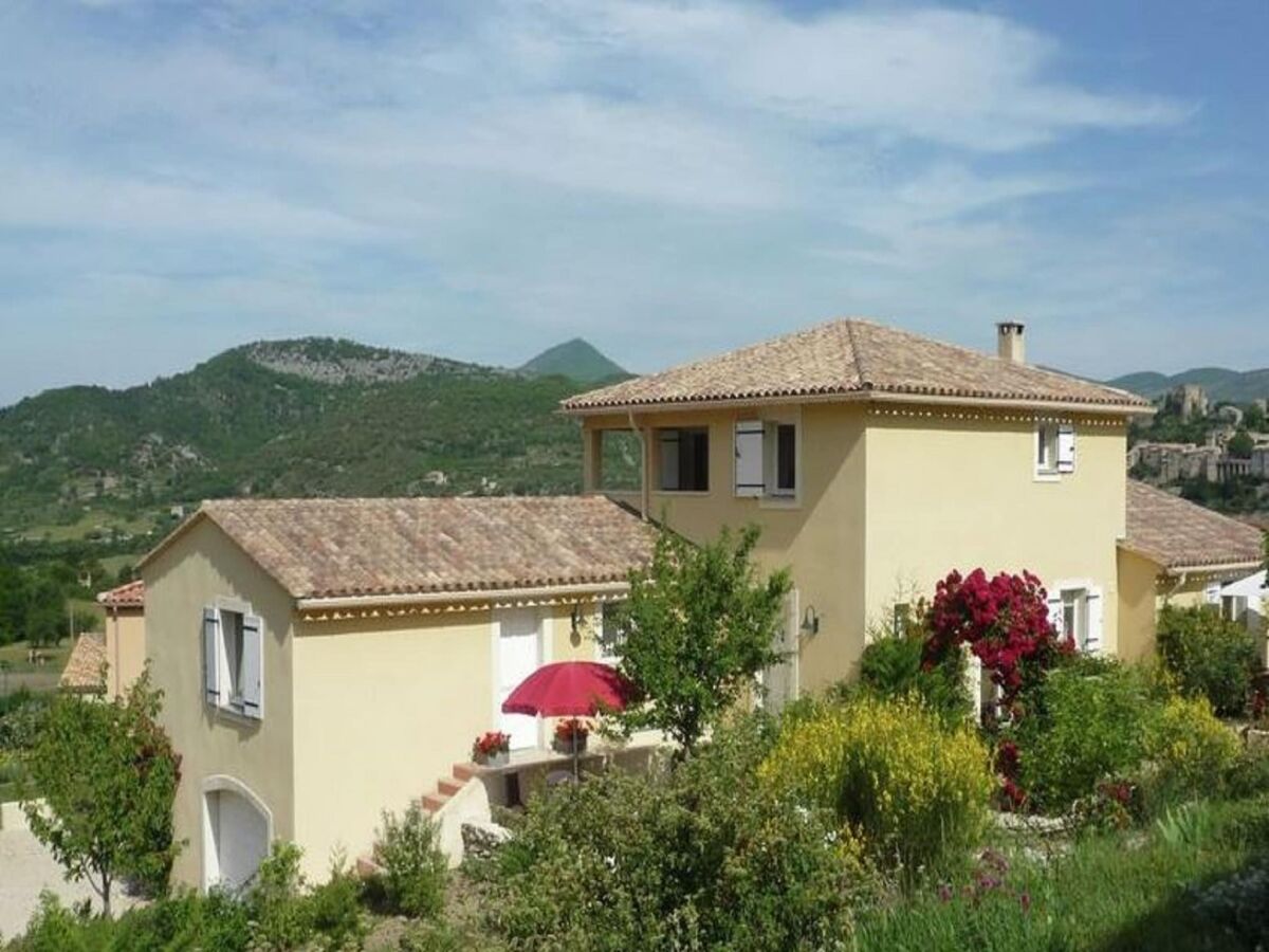 Apartment Cycling Escape in Montbrun