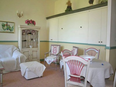 Apartment Apartment in Rhone Alpes near Ski Slopes - Features photo 12