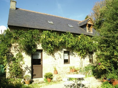 Holiday house Breton Escape in Querrien - Outdoor photo 2