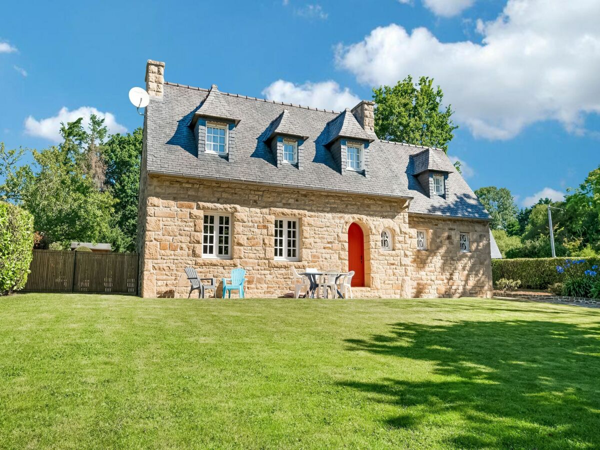 Holiday house Küstenhaus in Logonna-Daoulas