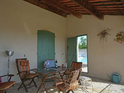 Holiday house Einfache Villa in Barjac mit Swimmingpool - Outdoor photo 2