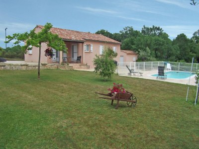 Villa Comfortable villa with swimming pool - Outdoor photo 5