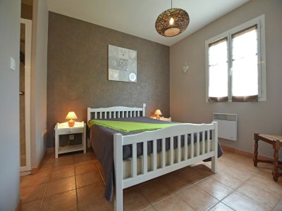 Villa Comfortable villa with swimming pool - Features photo 24