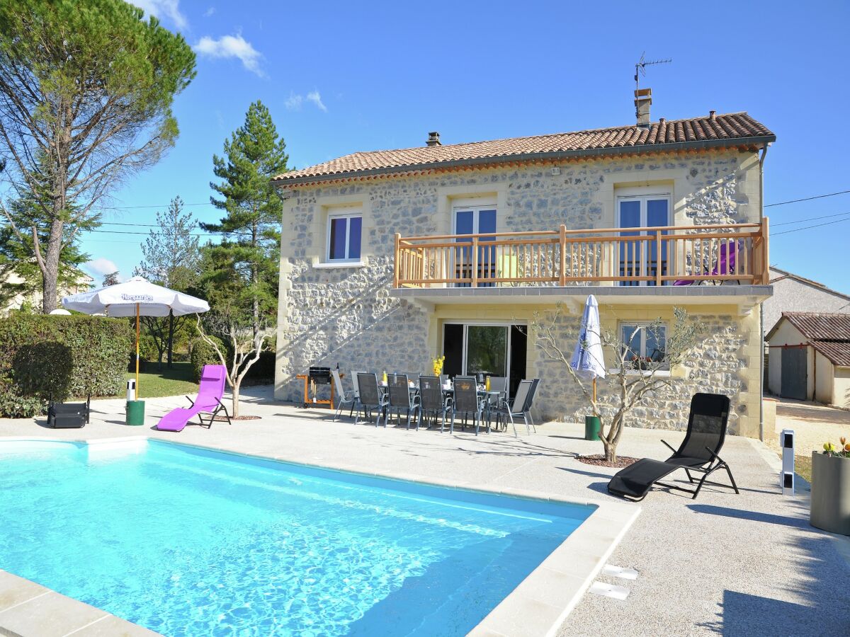 Villa Luxury villa with private pool
