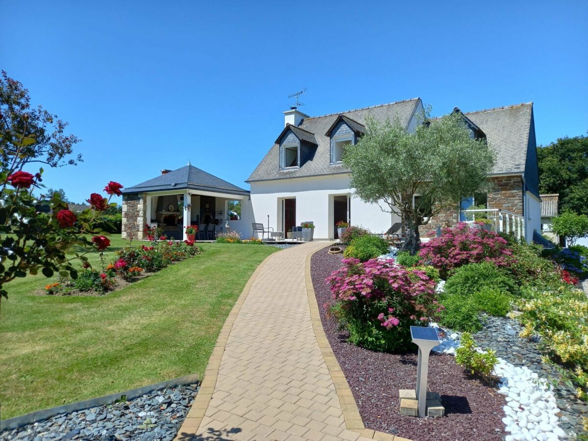 Holiday house Peaceful Garden Retreat, Epiniac - Outdoor photo 2