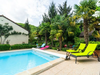 Holiday house Schönes Ferienhaus mit Innenhof - Outdoor photo 12