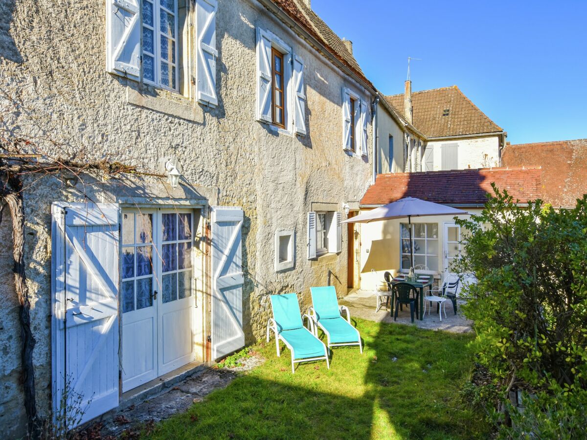 Holiday house Vintage Retreat in Montfaucon